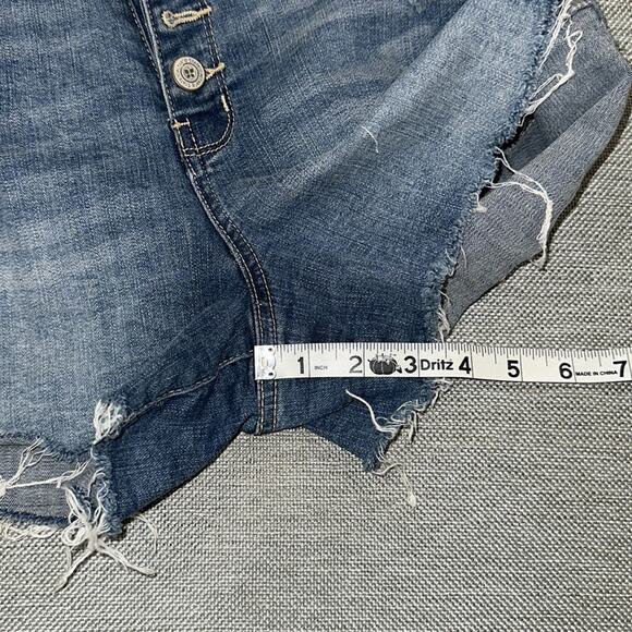 Altar’d State button fly distressed high waisted denim shorts size 27 - Picture 8 of 8